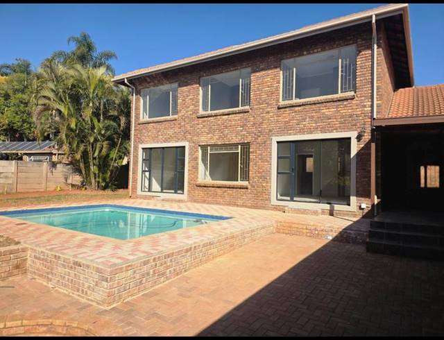 6 BEDROOM HOUSE FOR SALE IN WONDERBOOM